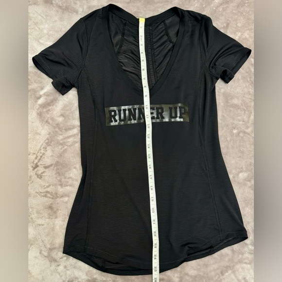 LULULEMON “Runner Up” Black Short Sleeve Tech T-shirt - Size Small - Picture 12 of 13